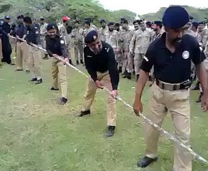 Punjab Police vs Army Funny Video