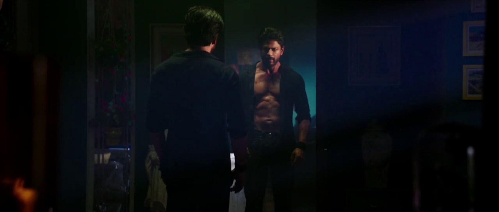 Dilwale - Exclusive Sneak preview of the love story