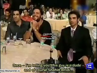 Shah Rukh Khan With His Golden Words For Shahid Afridi