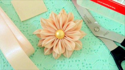 DIY beautiful flowers in hair ribbons