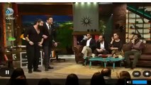 Beyaz Show Koray Avcı Canlı Yayında Şalvarı Düştü !