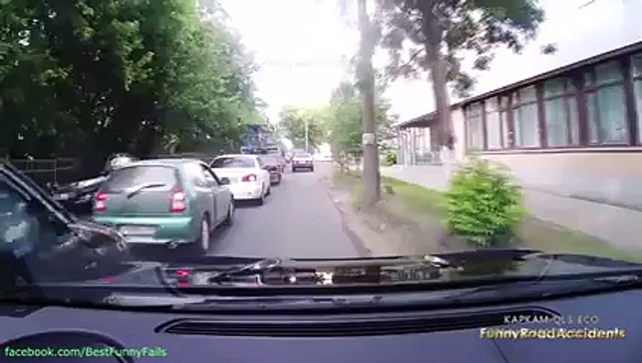 Funny road accidents,Funny Videos, Funny People, Funny Clips, Epic Funny Videos Part 32