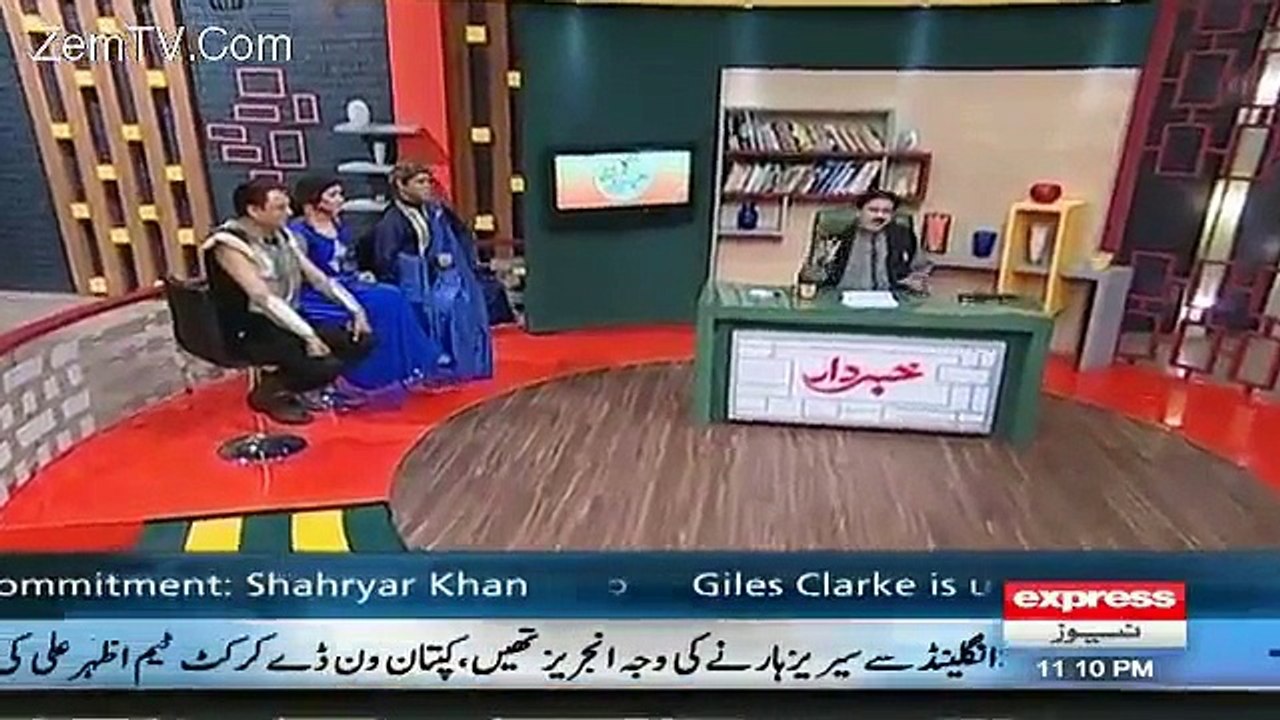 Khabardar with Aftab Iqbal on Express News – 12th December 2015