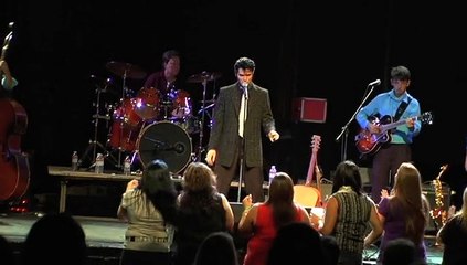 Dean Z sings 'Treat Me nice' Elvis Week 2008