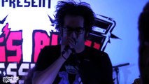 Live at Break: Motion City Soundtrack Performs Inside Out