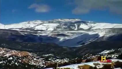 The world`s most deadliest Airstrip landings (Airports)