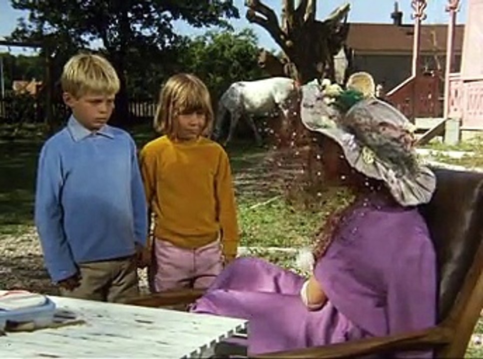 Pippi Calzelunghe Regali Di Natale Youtube.Italiano Pippi Calzelunghe Visita Al Lunapark Episodi 7 Completi Dailymotion Video