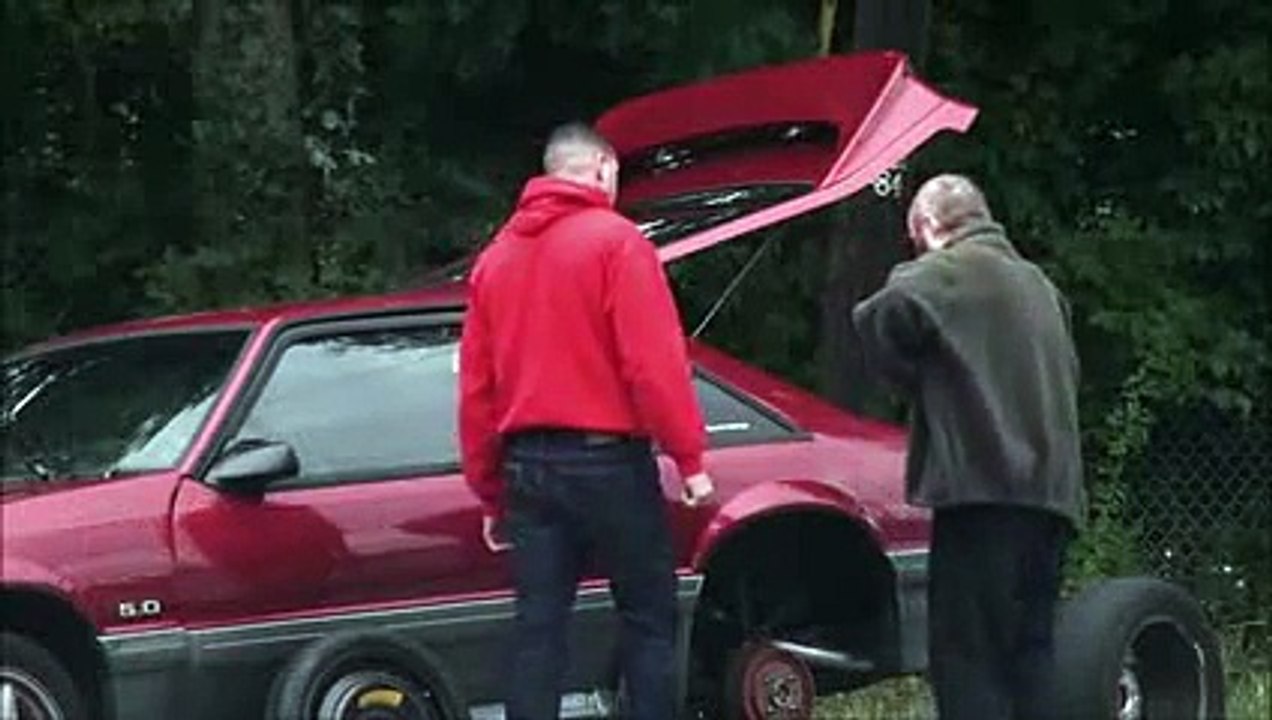 Asking Drivers for Help (Social Experiment) 2016