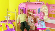 Frozen Anna and Kristoff Barbie Kids Family Parody Baby Kristoff Disney Dolls Junior Disne