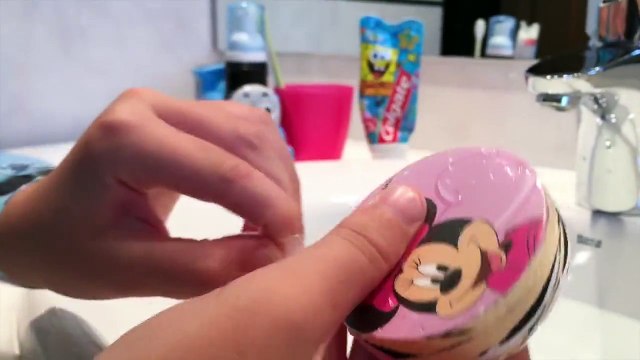 Disney Magic Towels Minnie Mouse Toy Story 3 Towels ディズニーマジックタオル Toallas Mágicas Disney To