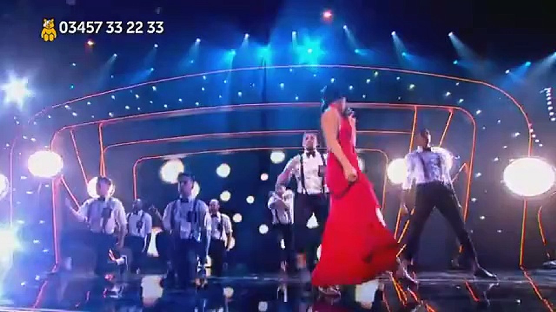 Selena Gomez - Same Old Love (BBC Children in Need Live Performance) NEW  HD!!!