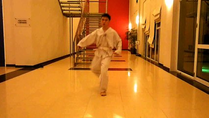 CLB Taekwondo ĐH Thăng Long thứ 5 27-10-2011 thi thăng cấp lần 7 năm 2011 SAM_0436