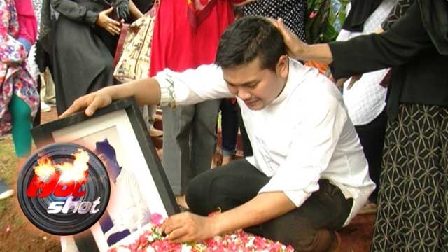 Di Balik Tangis Duka Indra Bekti - Hot Shot 13 Desember 2015