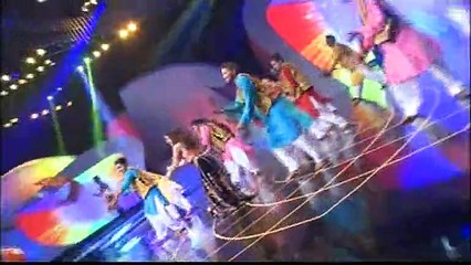 Ayesha Omer dance Hot Performance