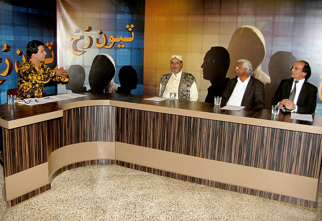 Sindhi Culture | Thinking behind Cloths & Behaviour | 14-12-2015
