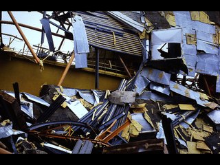 Chute du toit salle des machines Creys-Malville