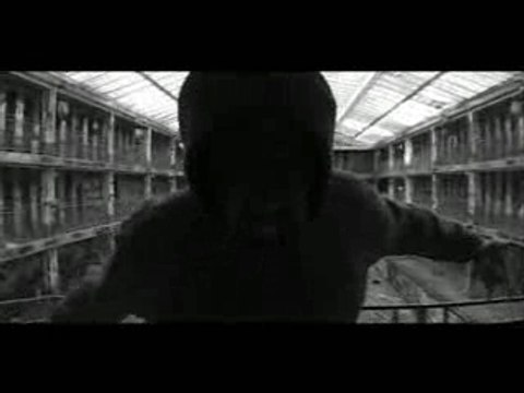 Sous estim%E9(e)s L'ESPRIT DU CLAN Chapi