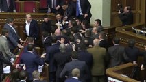 Яценюк vs Барна- мордобой! Ukrainian Deputy Attacks prime minister As Brawl Breaks Out In Parliament