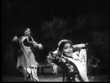 BOMBAI KA BABU (1960) - Aise Mein Kachhu Kaha Nahin Jaye | Apna Hai Ya Begana Kaun Mohe Samjhaye