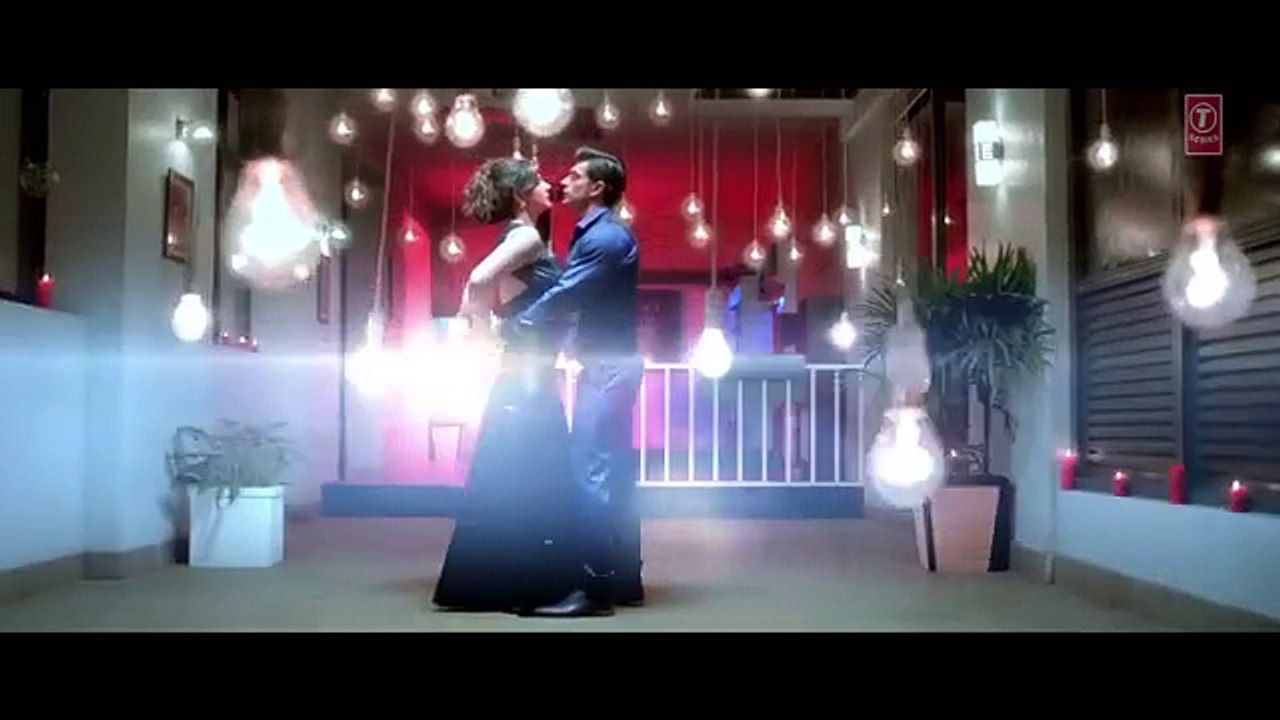 Wajah Tum Ho Video Song _ Hate Story 3 _ Zareen Khan, Karan Singh _ Armaan Malik _ T-Series - Playit