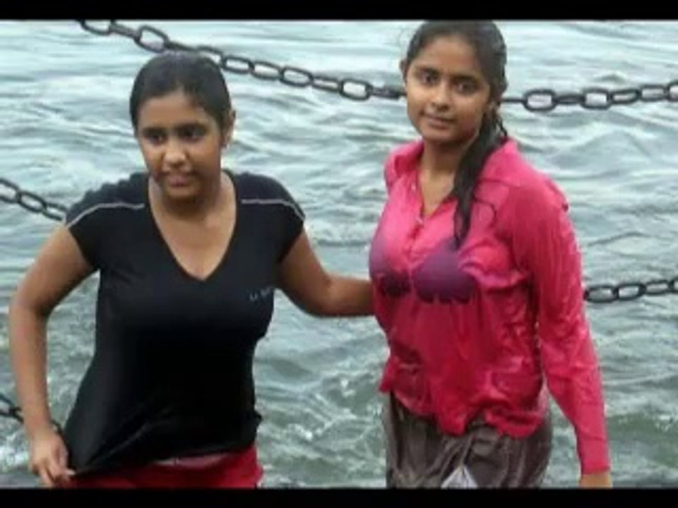 Indian bathing mms