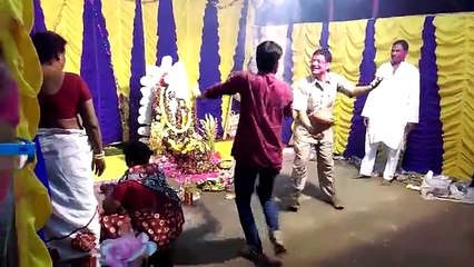 BARASAT KALI PUJA FUNNY DHUNUCHI DANCE(SB