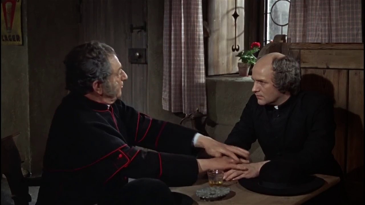 Horrors Classics, Vol. 1: Dracula Has Risen From The Grave Late