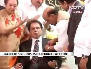 Dilip Kumar Receives Padma Vibhushan Honour