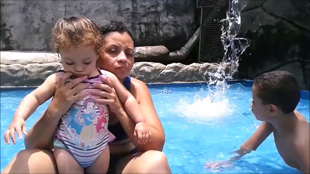 Viviane na área vip_ parque aquático magic city