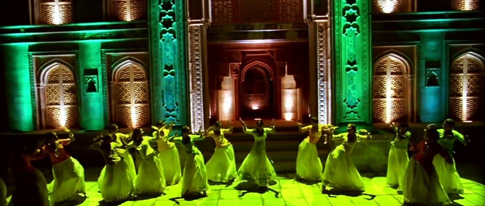 Desh Mera Rangila - Song - Fanaa (Full-HD 1080p)