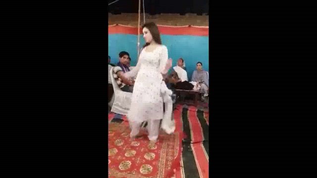 larkion ka shadi per khobsoorat dance