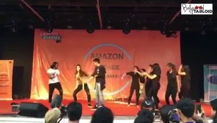 Kriti Sanon Dances On Beats of Saiyya with College Students