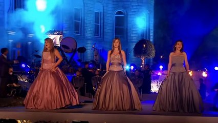 Amazing Grace - Celtic Woman -  En Hommage Aux Victimes Du 13 Novembre 2015 De Paris