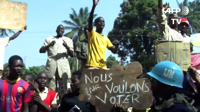 Clashes erupt as CAR holds 'make-or-break' referendum