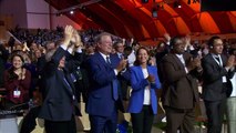 AMPLIACIÓN: 195 países adoptan en París histórico acuerdo climát