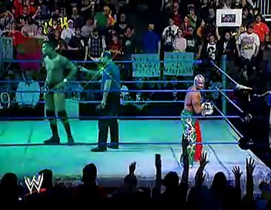 Randy Orton VS Rey Mysterio (Smackdown) (7 April 2006) (World Heavyweight Title Match)