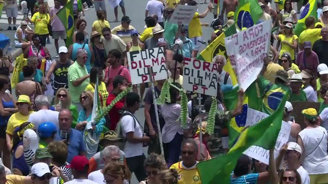 Magra asistencia en protestas exigiendo salida de Rousseff