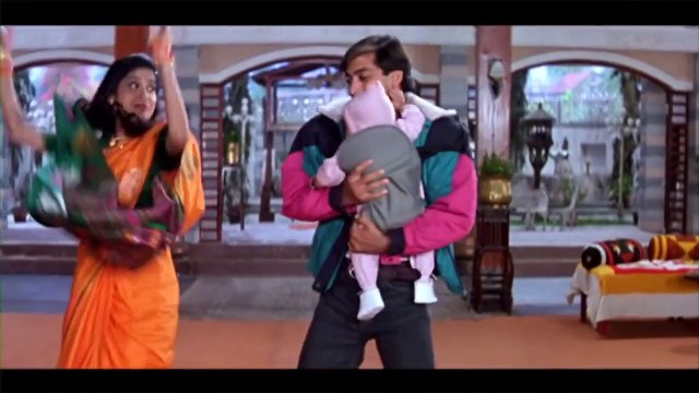Lo Chali Main - Hum Aapke Hain Kaun - Salman Khan, Madhuri Dixit & Renuka Shahane