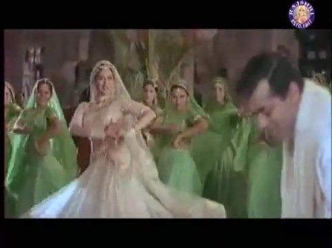 Maiya Yashoda - Karishma Kapoor, Saif, Salman Khan & Sonali - Hum Saath Saath Hain