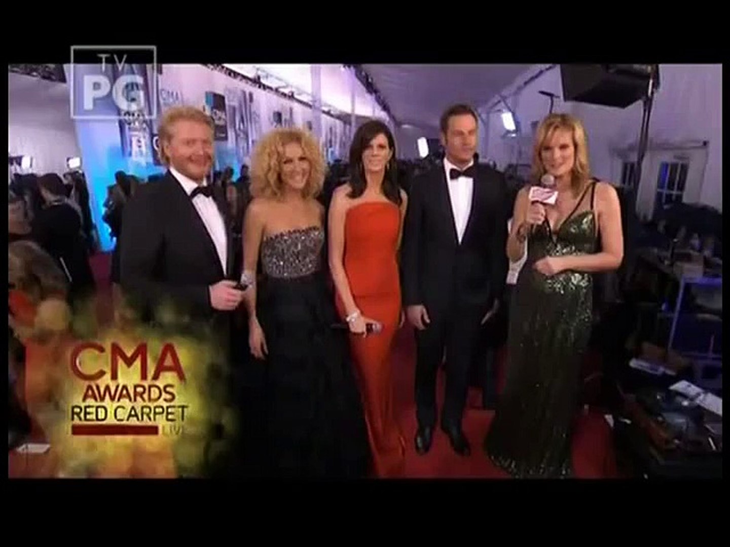 CMA 2013 Red Carpet