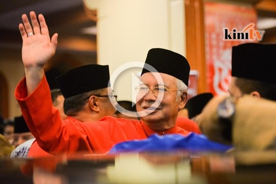 Kadir: Pasaran saham jatuh 2% ketika AGM Umno