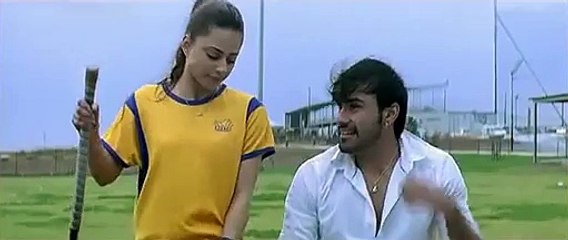 مہرین رائیل نے لڑکے  کو سب کچھ کرنے پر مجبور کر دیا