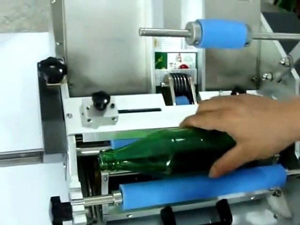 Máy dán nhãn keo, hồ chai tròn bán tự động L117