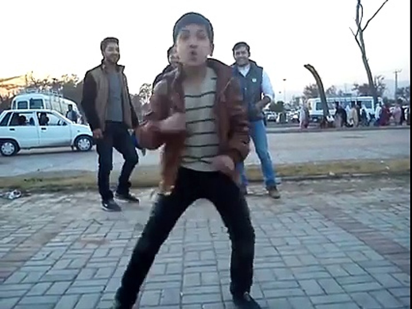 Zuhab Khan - What A Great Talent small boy dance - video Dailymotion