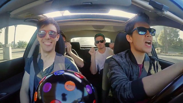 Les plus gros Hit pop de 2015 - Mashup en voiture!!!