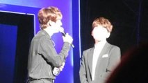 [Fancam] 151206 KRY in Taipei- Kyuhyun acting and singing to Ryeowook