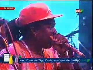 Vidéo Waly Seck met le feu au concert de la Cop 21