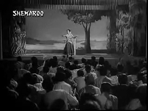 BKC FORUM old bengali songs1 Bashi Keno Gaye - Bengali song - Lata Mangeskar