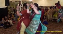Karachi Wedding Mehndi Best Performance | Wedding Dance | HD✔
