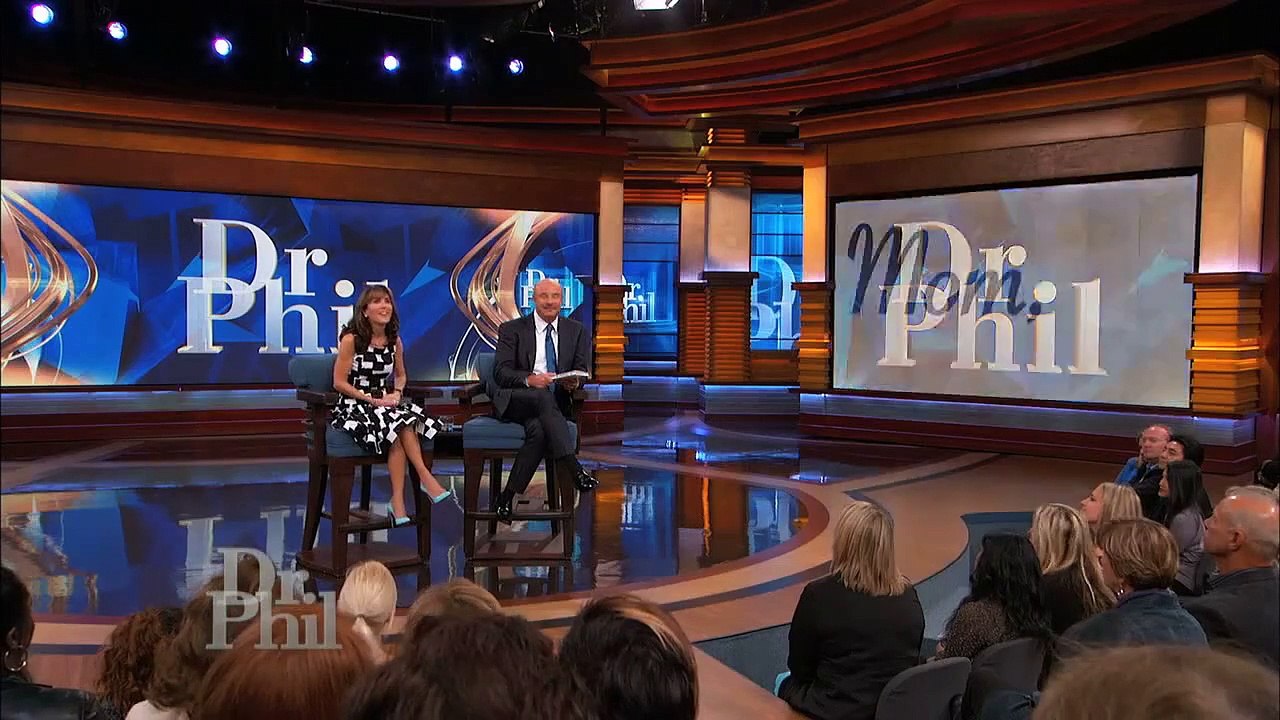 Robin McGraw Gets a Touching Mothers Day Surprise